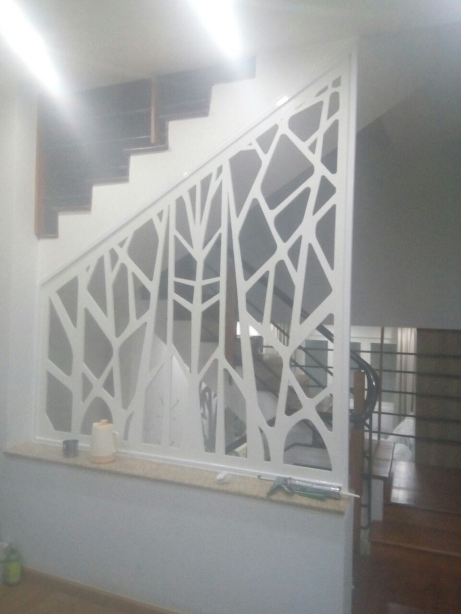 vách cầu thang