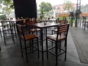 Bàn ghế nhà hàng bia QA52
